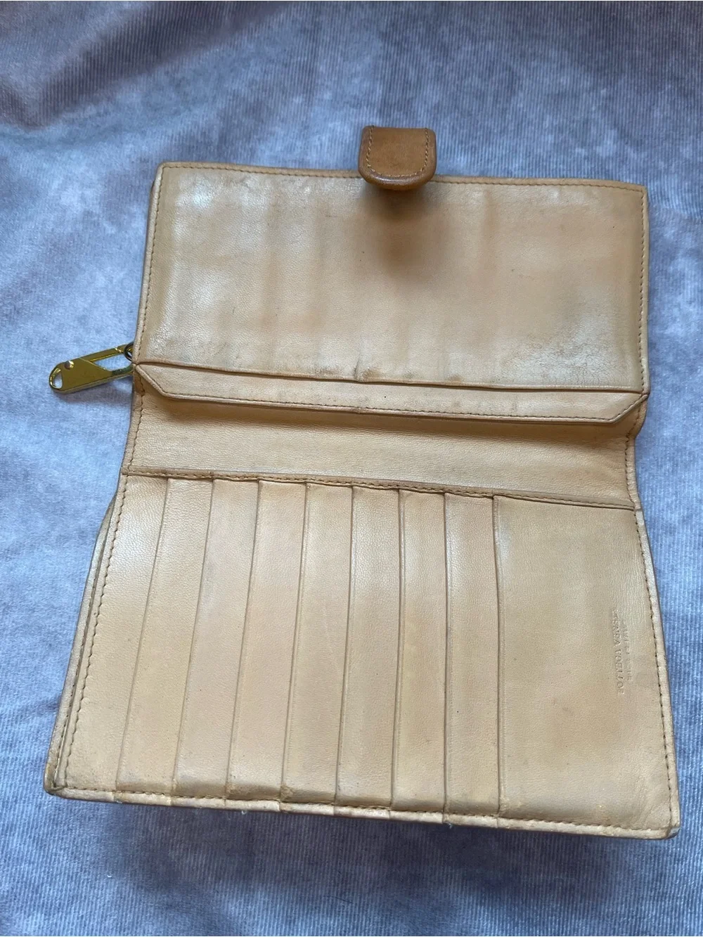 Bottega Veneta Intrecciato Woven Leather Wallet - Tan